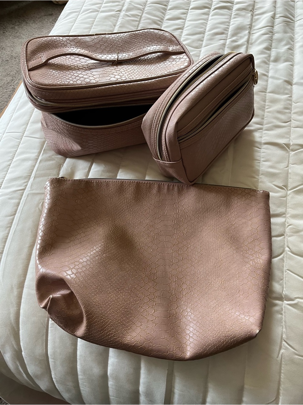 Sonia Kashuk Blush Pink Makeup Bag Set